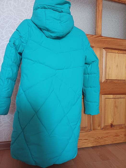 Зимняя куртка размер 42
