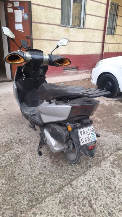 skuter sotiladi kelishlag narxtda