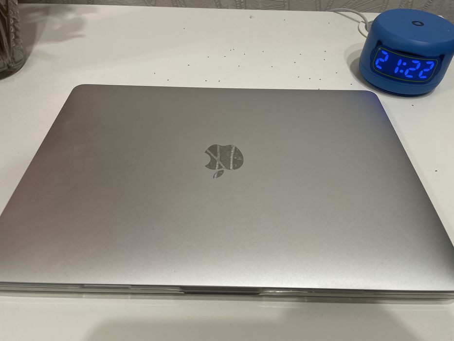 Macbook Pro M1 macOS Tahoe 256GB, 2020г.