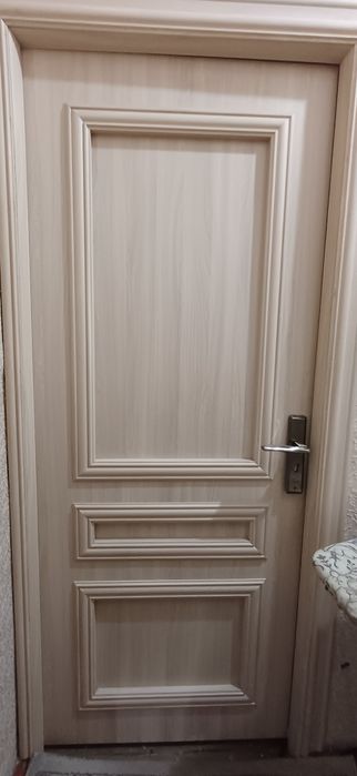 Дверь продается б/у