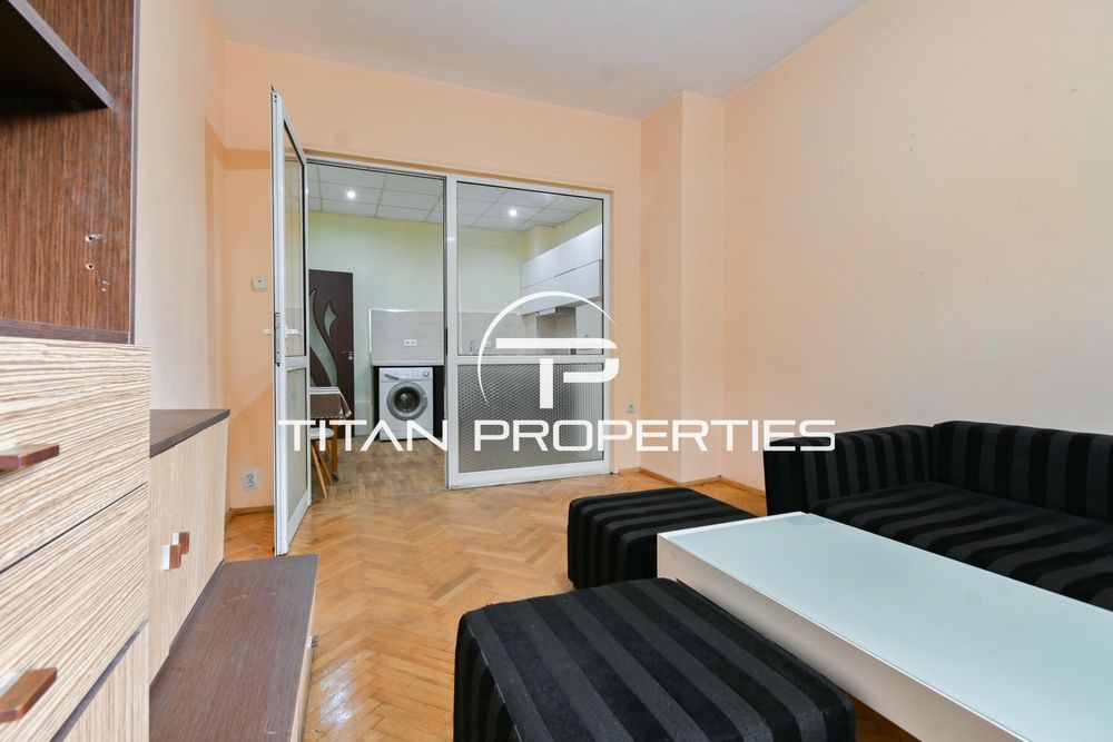 Тристаен, под наем, Център-ЦУМ