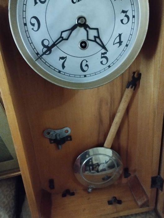 Винтажные часы для: 500 000 so’m