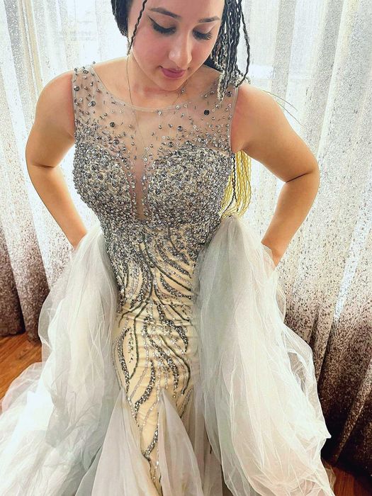 Дизайнерска рокля