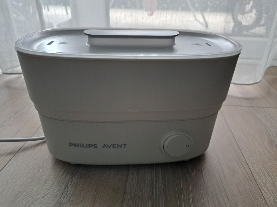 Sterilizator biberoane Philips Avent