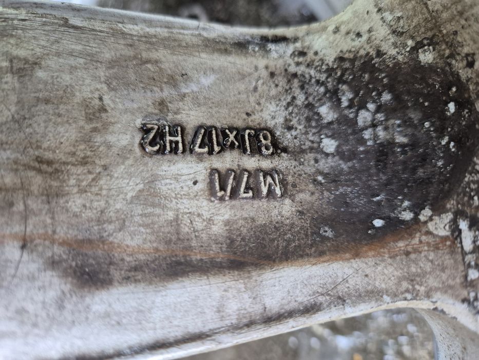 4бр алуминиеви джанти за БМВ Е46/ 8ж Х17/ ет 40/ 5Х 120/