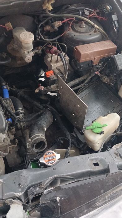 Продам  suzuki liana 1.6 2001