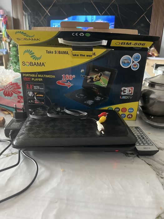 Портативный двд.