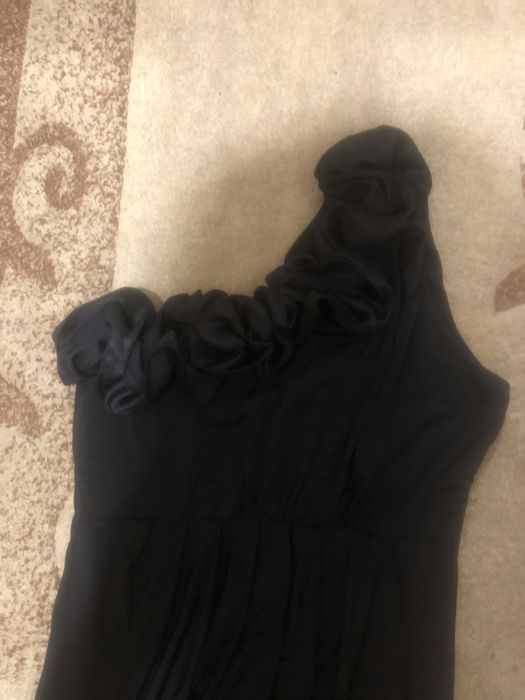 Ролкя черна елегантна