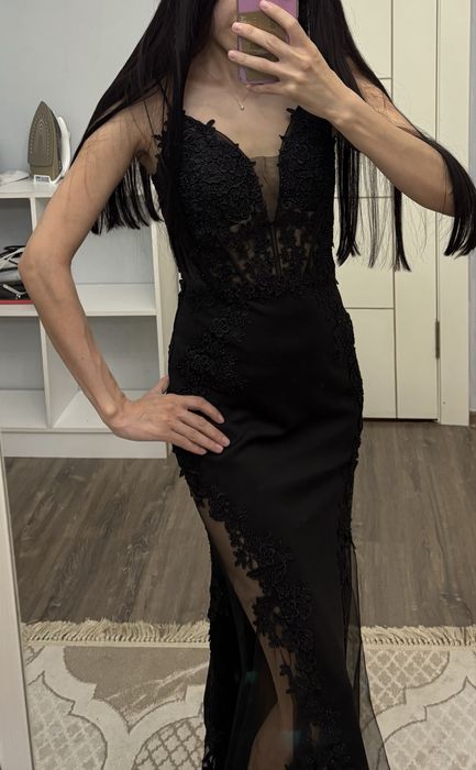 Шикарное вечернее платье