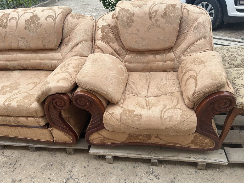Продам диваны в комплекте