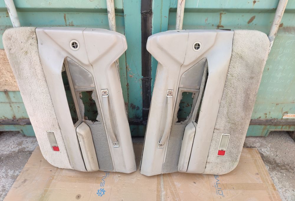 Линкольн Форд. Обшивки дверей. Торпедо