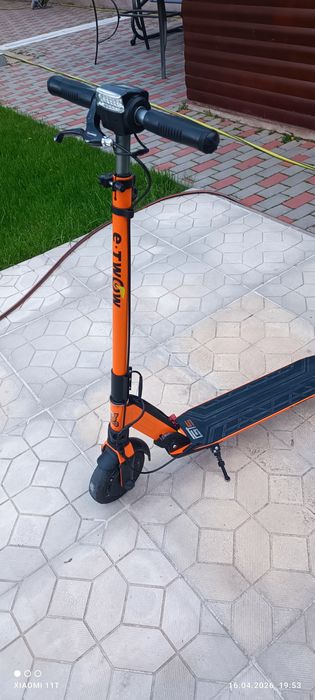 Trotineta electrica E-TWOW GT SPORT