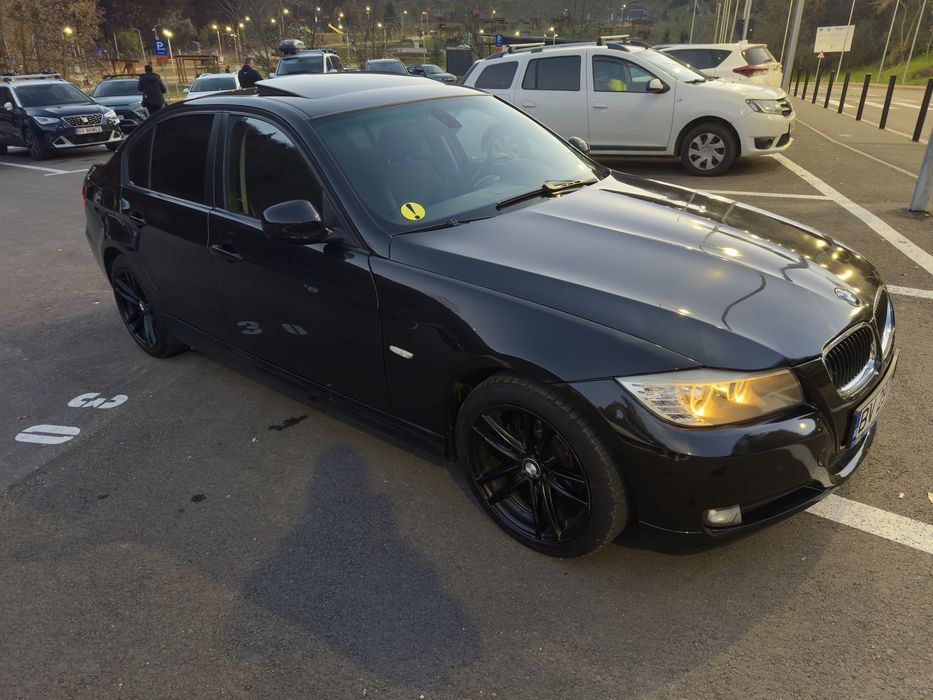 BMW Seria 3 | E90 LCI | 318i