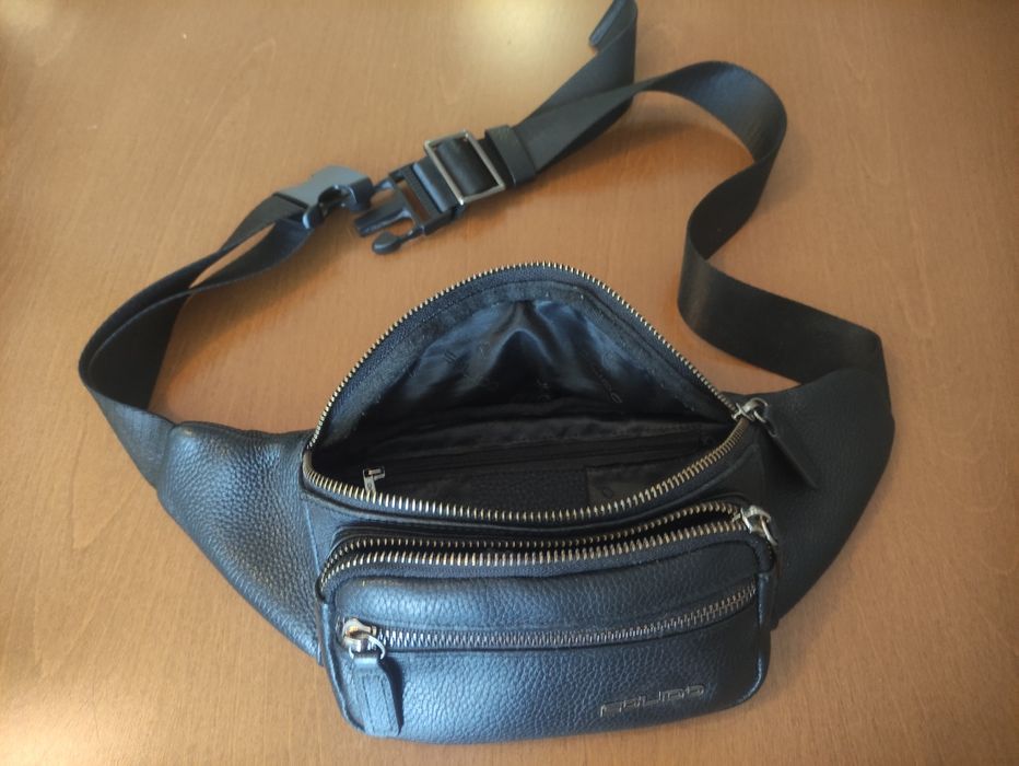 Продам кожаную сумку