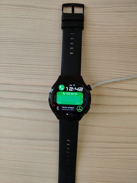 Смартчасы Huawei watch 4