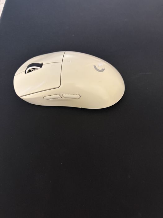 Logitech GPRO x Superlight 1