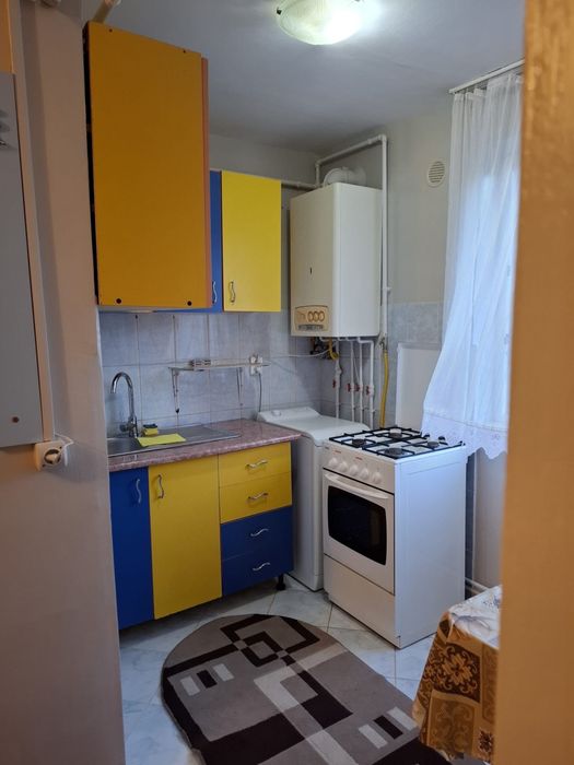 Inchiriez garsoniera