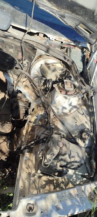 Мерс 190 розбор мерс фар  паркоп