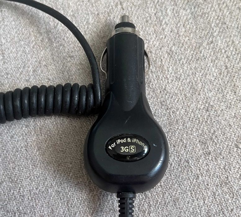 Încărcător auto Apple 30-pin pentru iPhone 3G 3GS iPod CC20-IPO