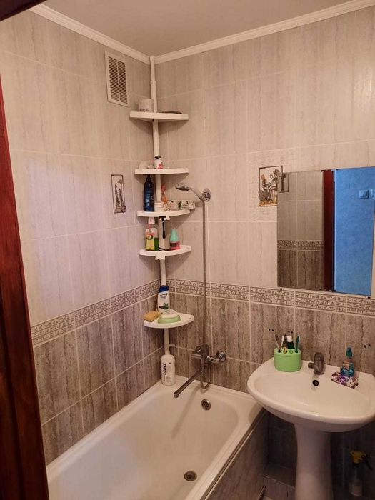 Продам 2 комнатную квартиру