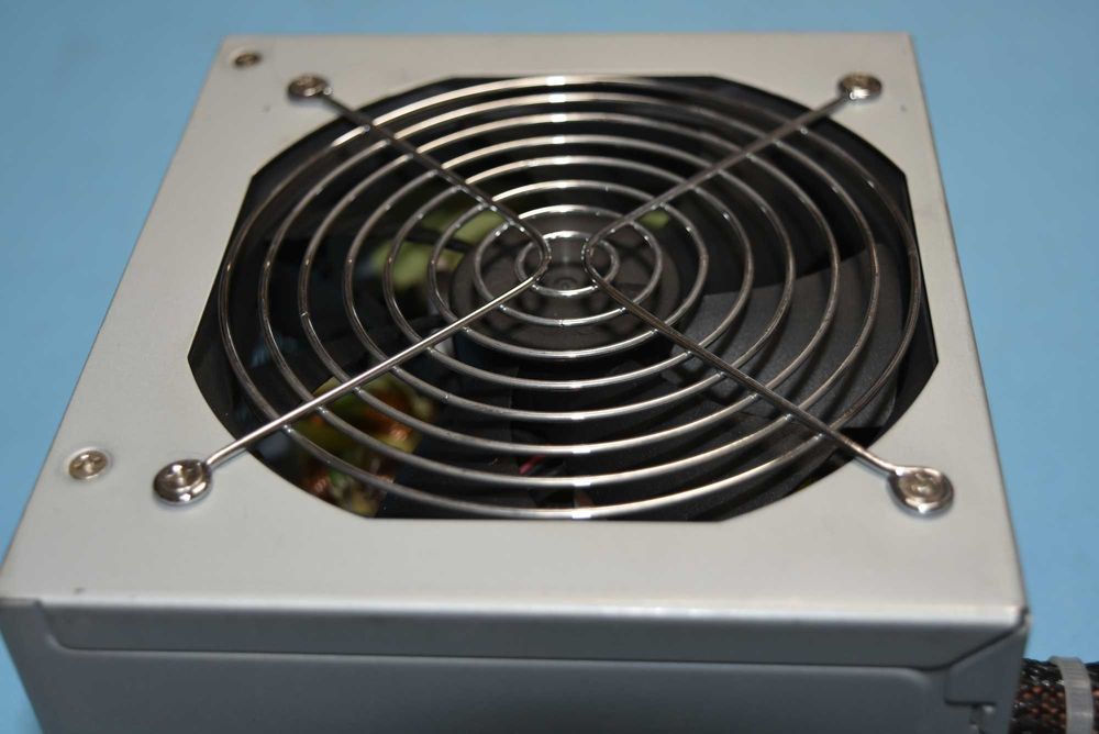 Компютърно захранване 400W Chieftec GPS-400AA-101 120мм FAN