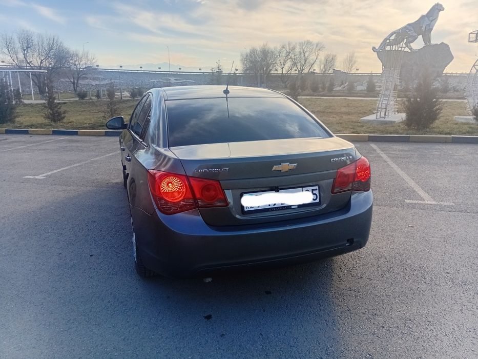 срочно продам Шевроле круз