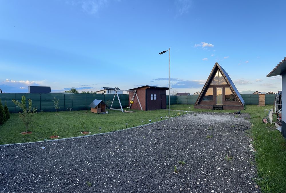 Teren cu cabana A frame