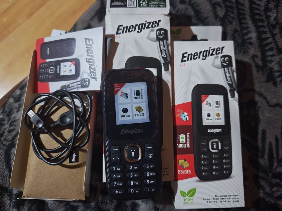 Чисто нови мобилни телефони