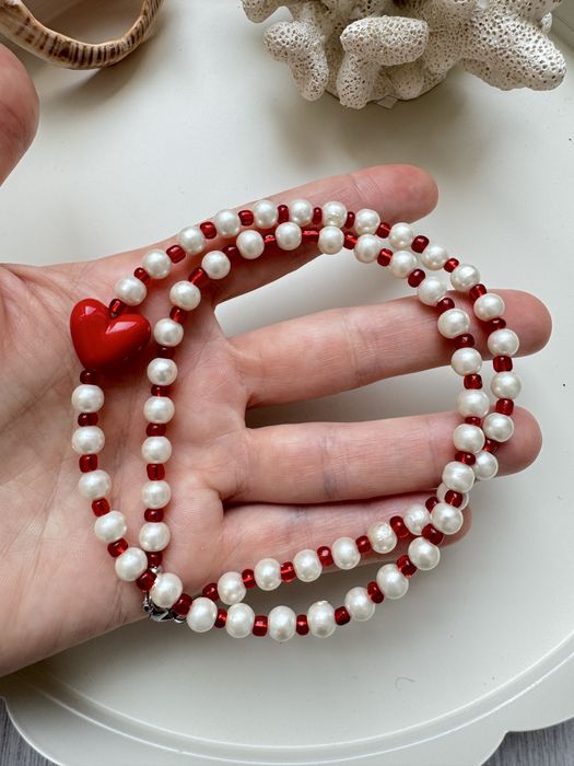 Colier handmade cu perle si inima