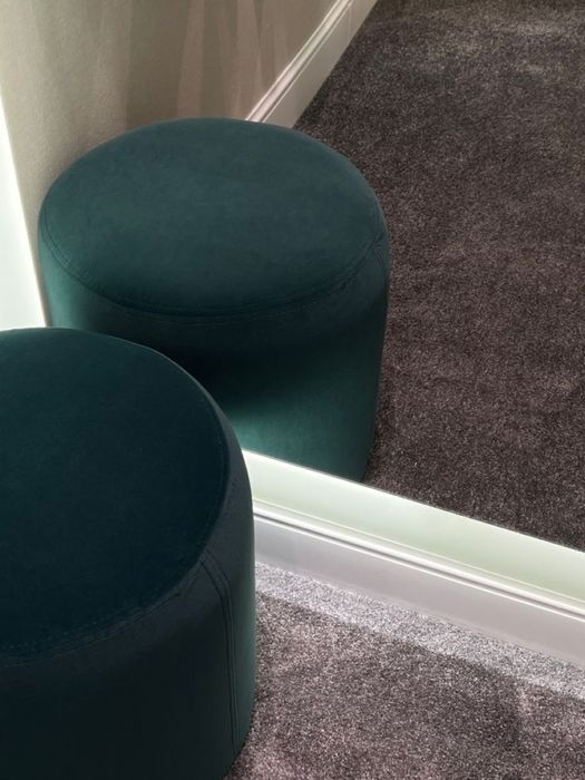 Пуфики, подушки Диваны