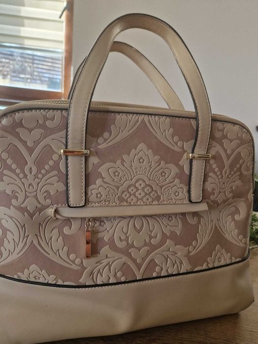 Geanta  de mana pt. dame