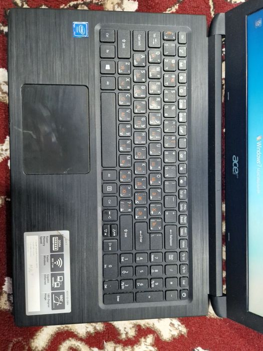 Noutbook  Acer kafolati bilan