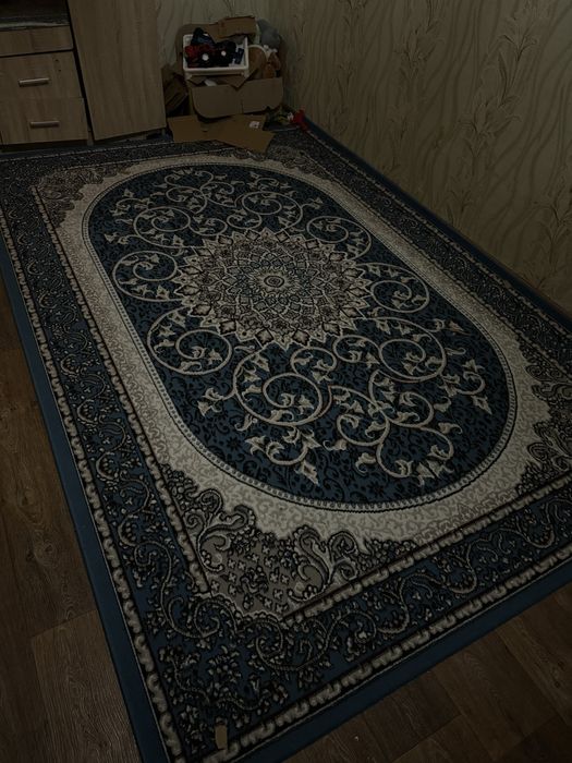 Продам ковер-палас