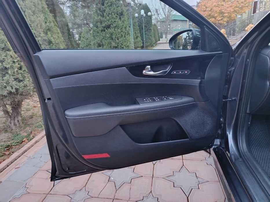 Kia CERATO GT Line 2023! 6-poz 2l eng Fulli! Holati ideal