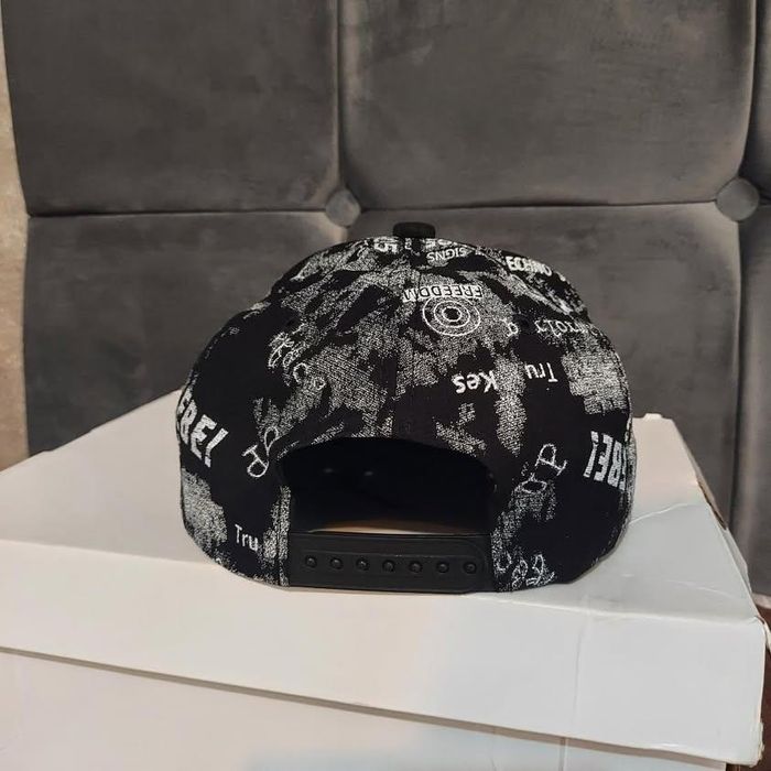 Șapcă Snapback   1