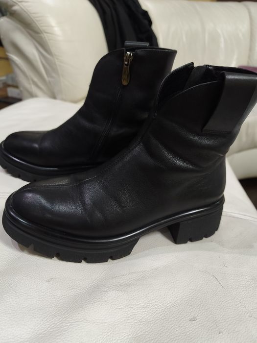 Стильные кожаные ботинки Molka — Натуральная кожа 37 р