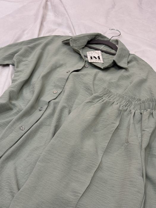 Двойка брюки рубашка