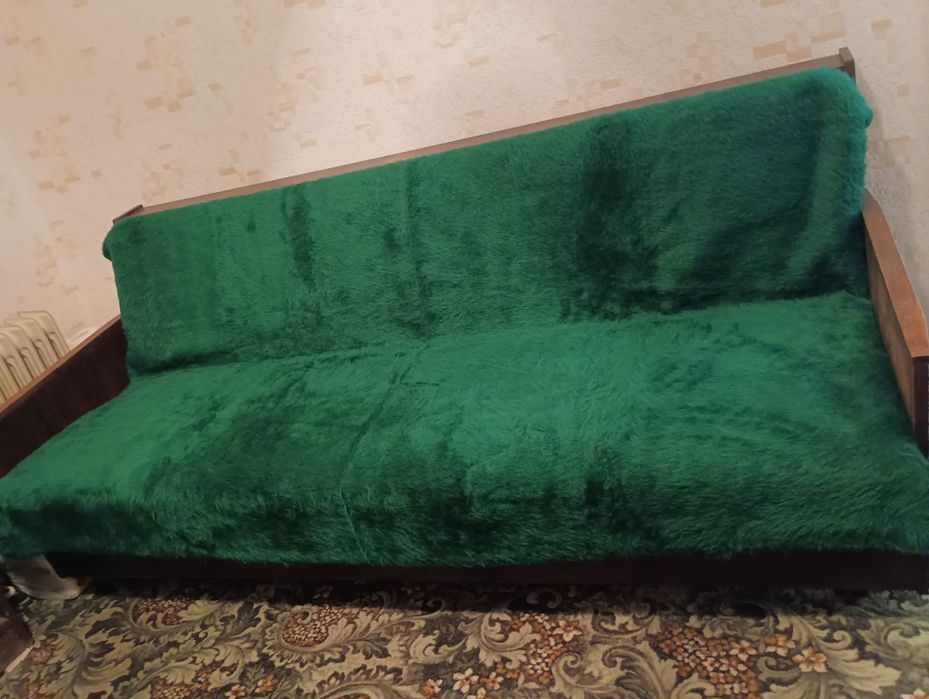 Диван с функция сън