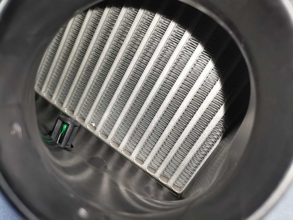 Нов 7852406 Интеркулер BMW F90 M5 F91 F92 F93 M8 F95 X5M F96 1-4 CYL