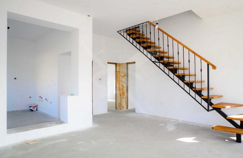 Продава се Къща в с. Здравец, Област Варна - 190 кв.м за 1211 €/кв.м - Снимка #4