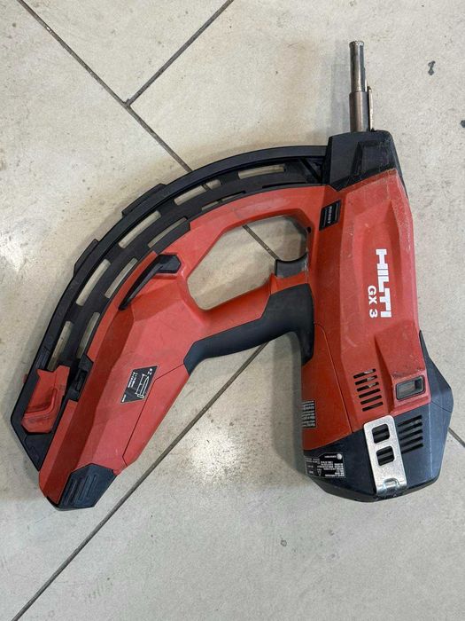 Такер HILTI GX 3 – газов, за директен монтаж в бетон и метал