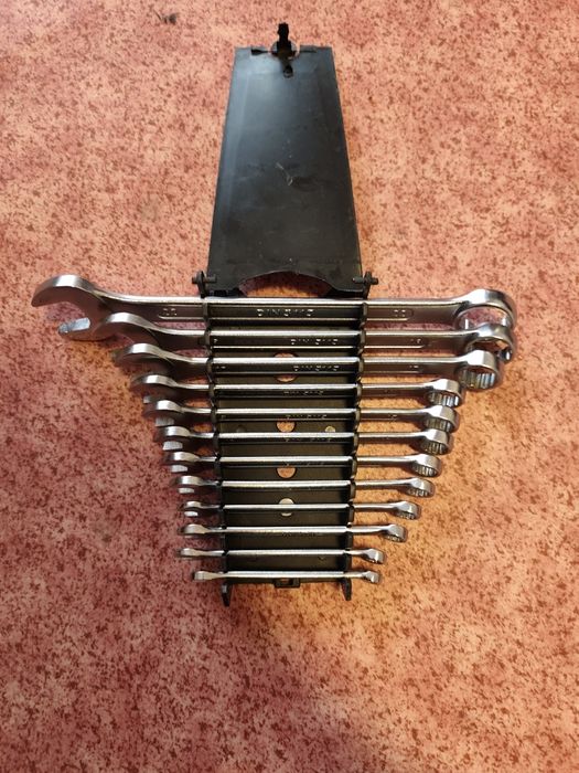 Комплект звездогаечни ключове