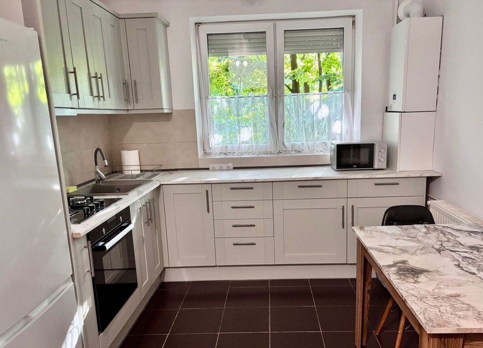 Apartament 3 camere de inchireiat, zona  MALL/Kaufland, str. Careiului