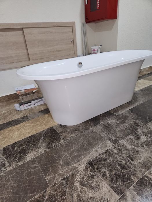 Продается новая ванна