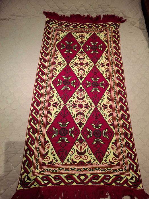 Килимчета за стена