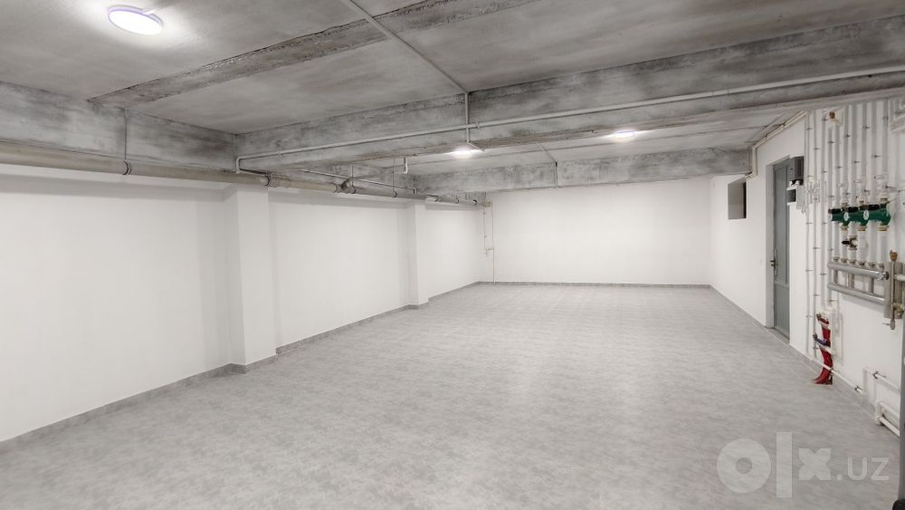 СДАЁТСЯ В АРЕНДУ ПОМЕЩЕНИЕ — 150 м²
Идеально под склад или производств