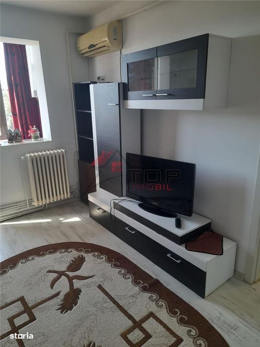 Podu Ros - 2 camere de inchiriat, mobilat utilat, liber