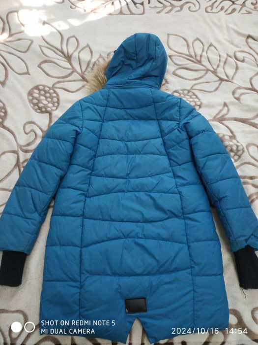 Зимняя куртка на девочку
