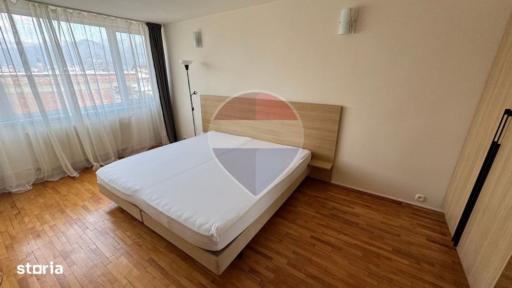 DE ÎNCHIRIAT apartament spatios cu 2 camere în vilǎ