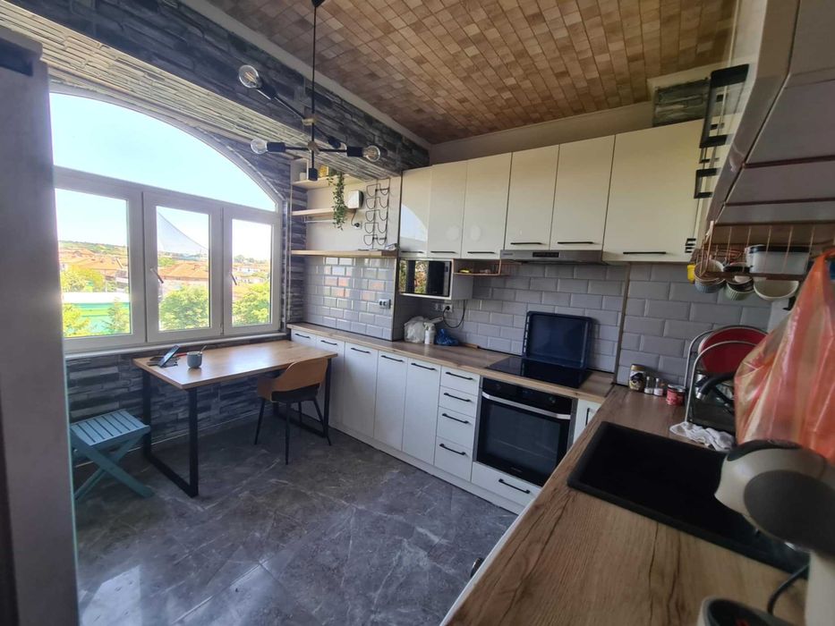 Продава се Двустаен апартамент в Хасково, Възраждане - 65 кв.м за 824 €/кв.м - Снимка #1